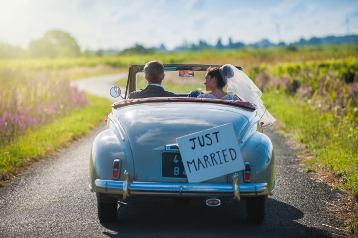 Les règles à respecter pour la décoration de voiture à un mariage